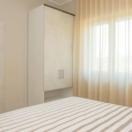 Aqua Sea Relais, Luxury & Pool Apartamento *
