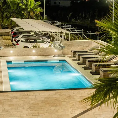 Aqua Sea Relais, Luxury & Pool