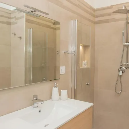 Apartment Aqua Sea Relais, Luxury & Pool Vieste