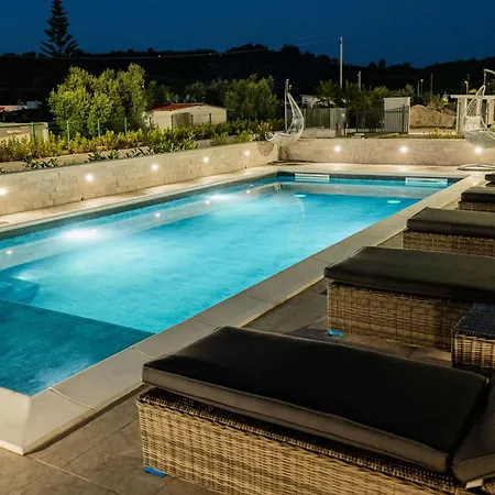 Apartment Aqua Sea Relais, Luxury & Pool Vieste