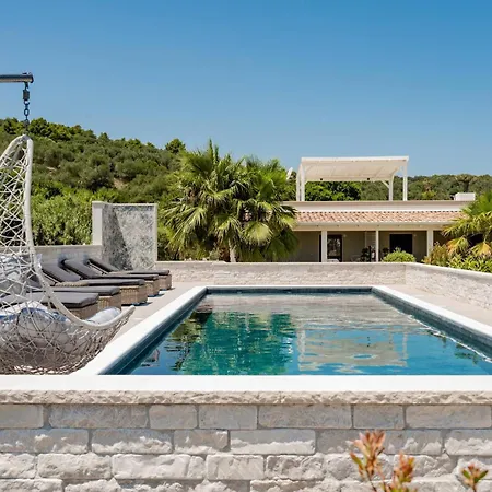 Aqua Sea Relais, Luxury & Pool *